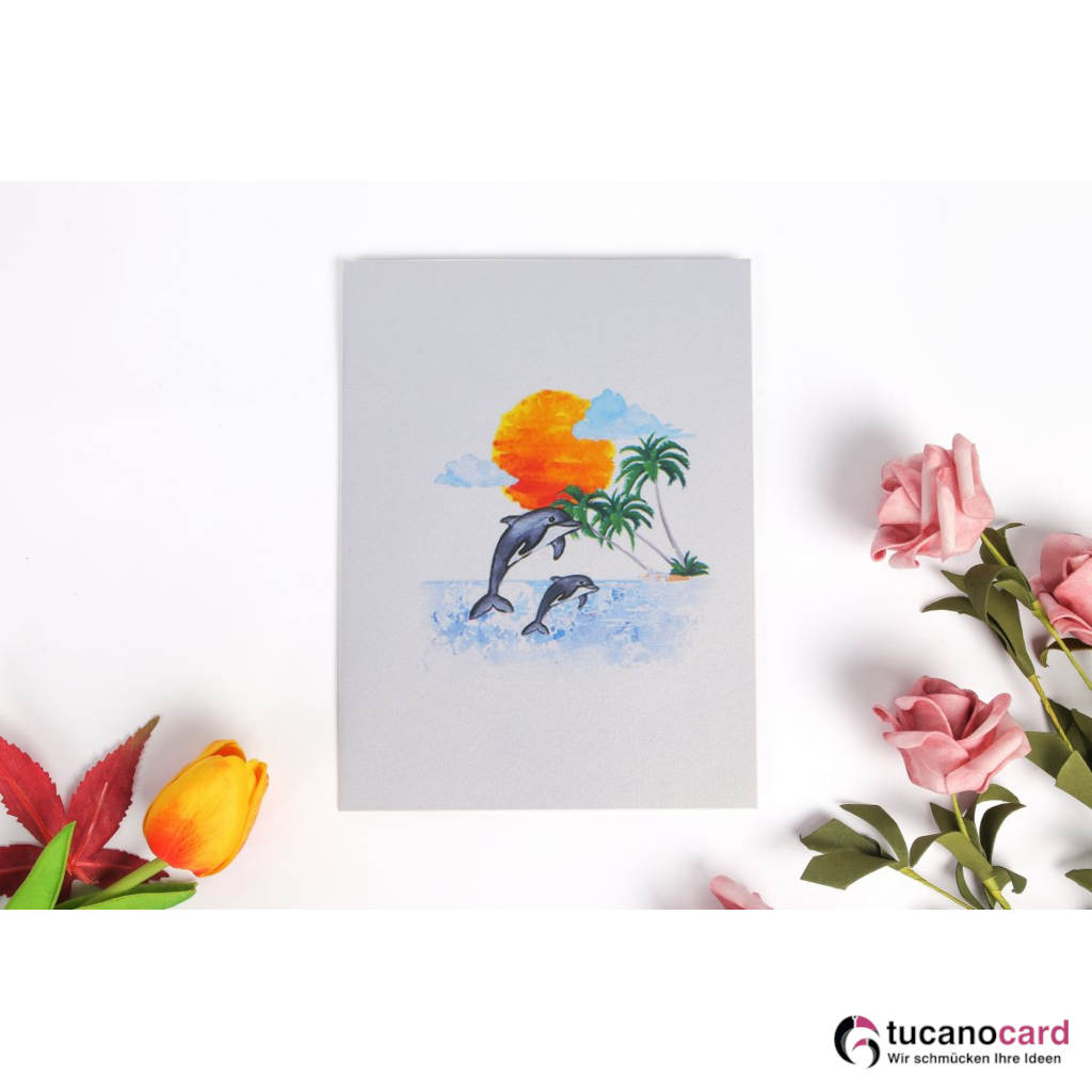 Delfinpaar mit Palmen am Strand - Kartenfarbe Weiß - 15 x 20 cm