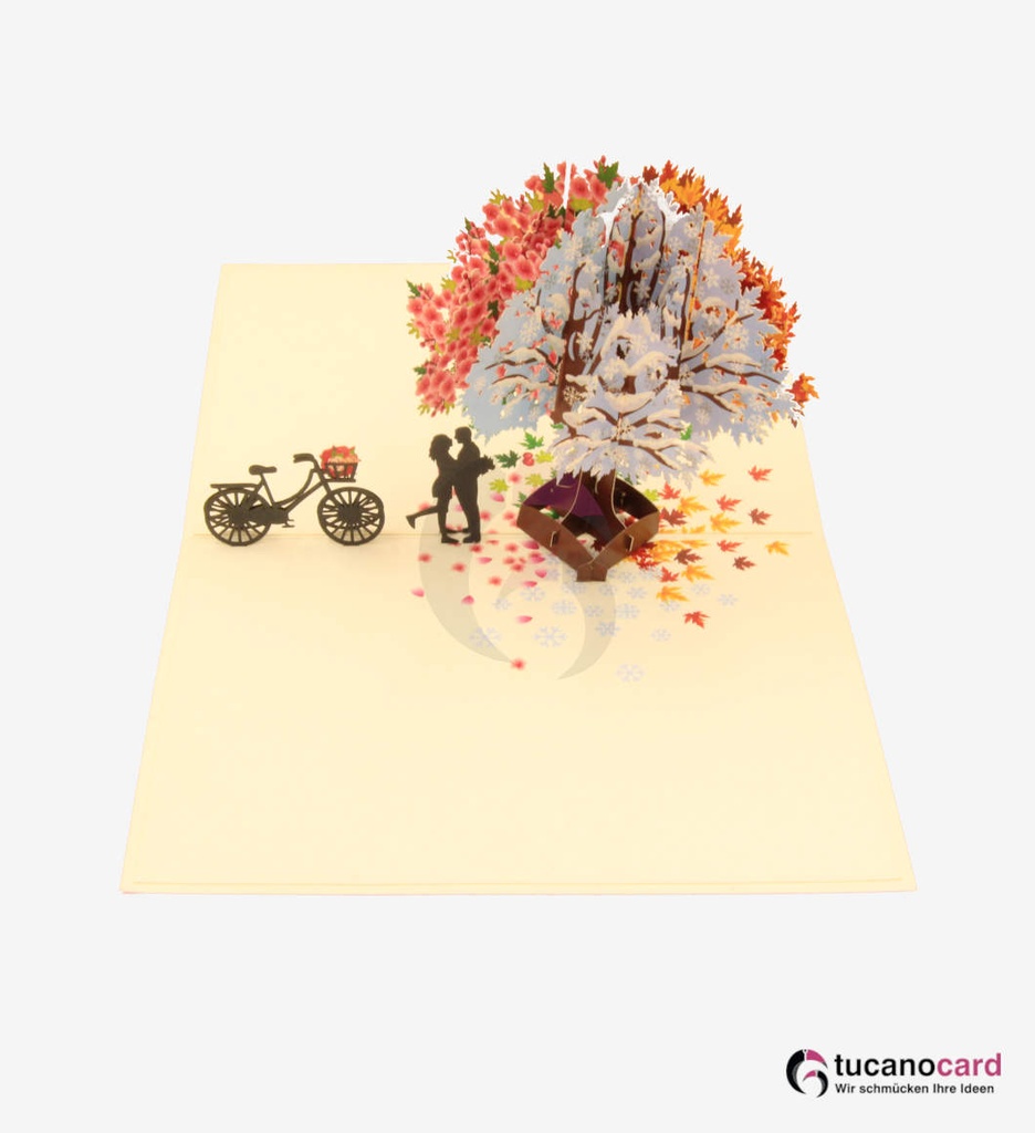 LIMITED EDITION - Vier Jahreszeiten - Pärchen unter Baum mit Fahrrad - Kartenfarbe Bunt - 15 x 20 cm